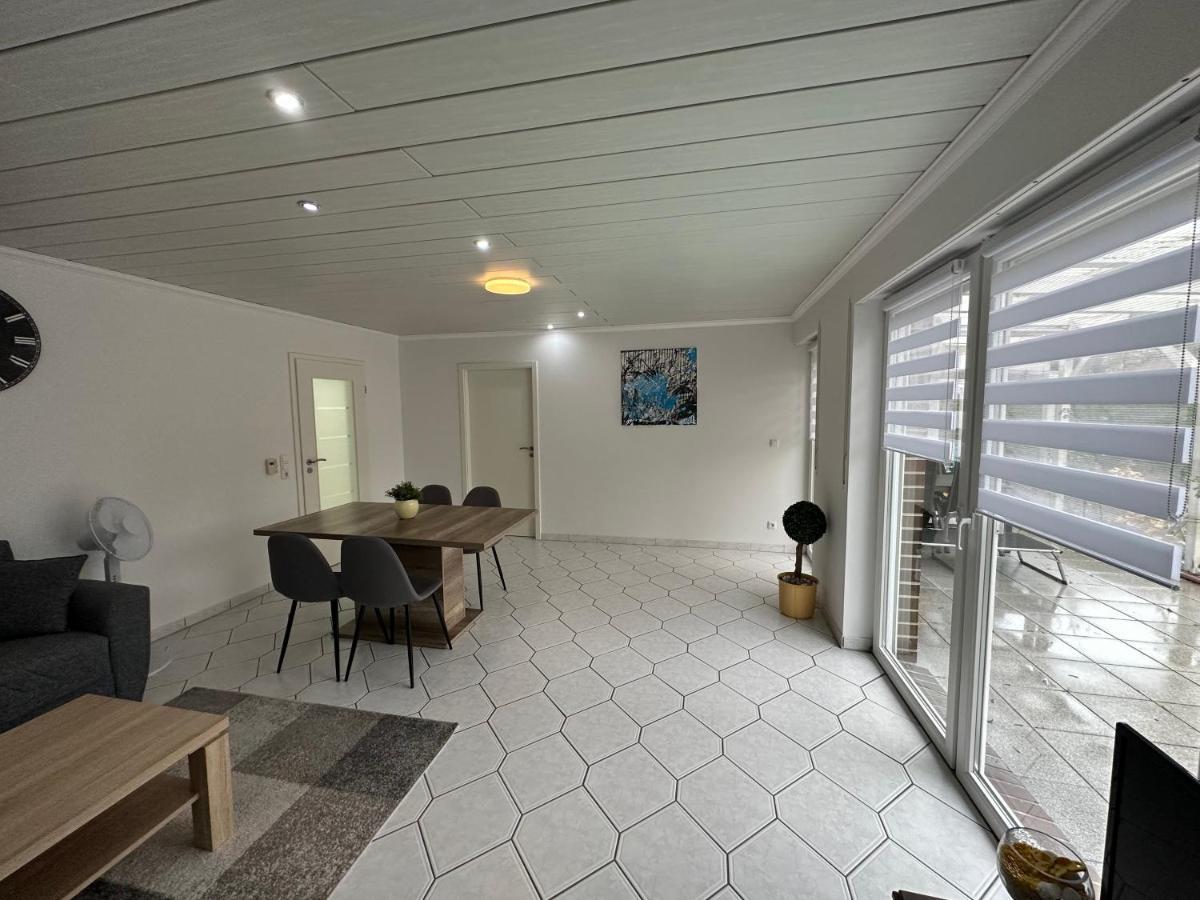 Ferienwohnung Am Hafen Ruestersiel 威廉港 外观 照片